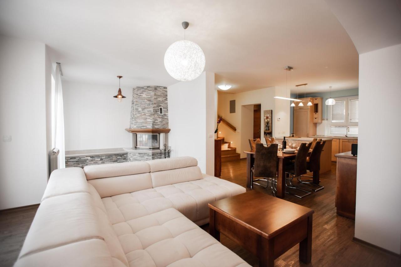 Apartment Vrenjak 2 *
